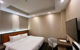 Wah Fu Hotel